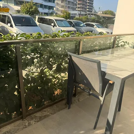 Διαμέρισμα Courtyard Long *